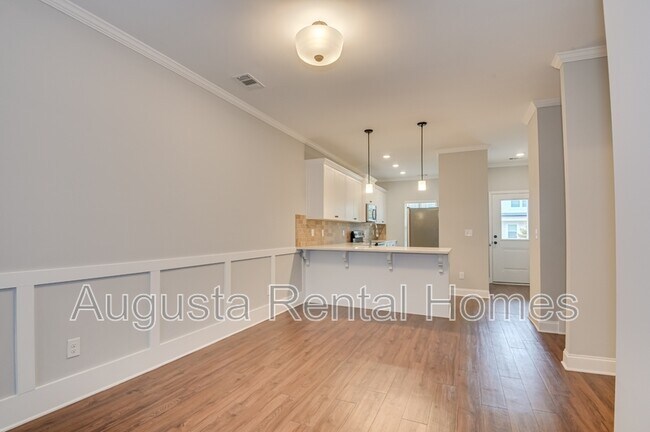 Building Photo - 5352 Nikki Way