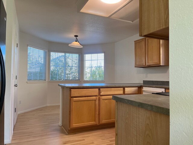 Building Photo - "Spacious 4-Bed Retreat in Parker, CO - Yo...