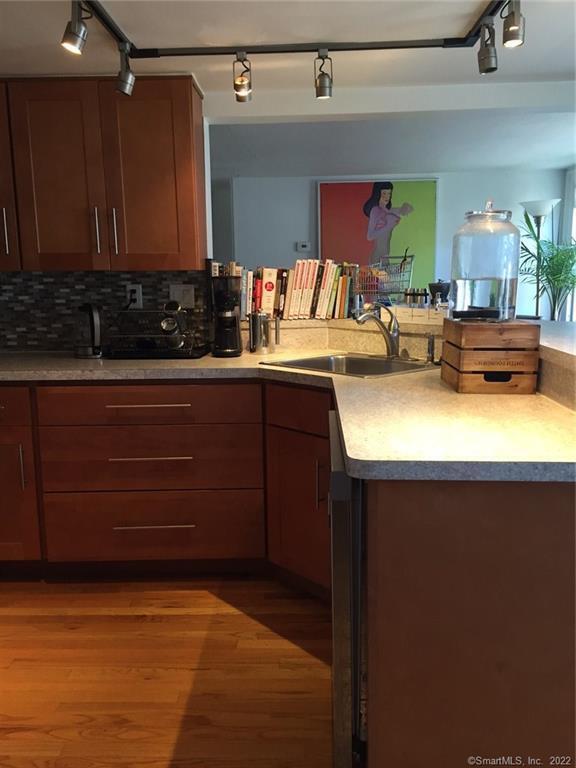 Building Photo - 209 Willard St