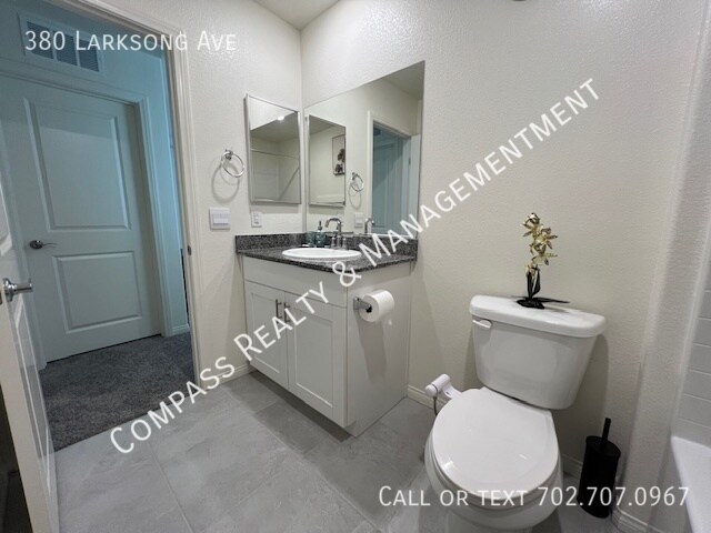 Building Photo - 380 Larksong Ave