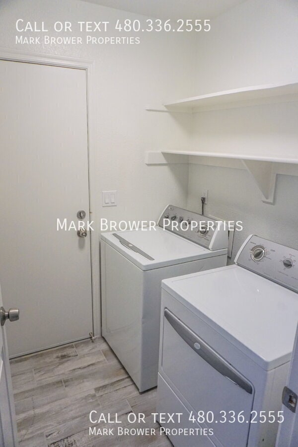 Building Photo - 3611 W Elgin St