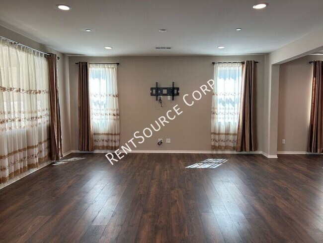 Building Photo - 41704 Wayladn Ct