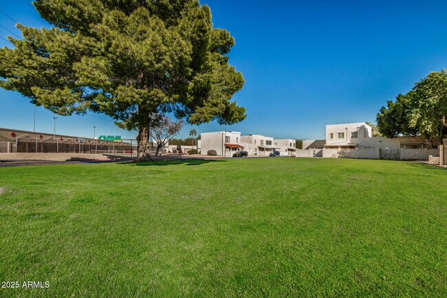 Building Photo - 16021 N 25th Dr