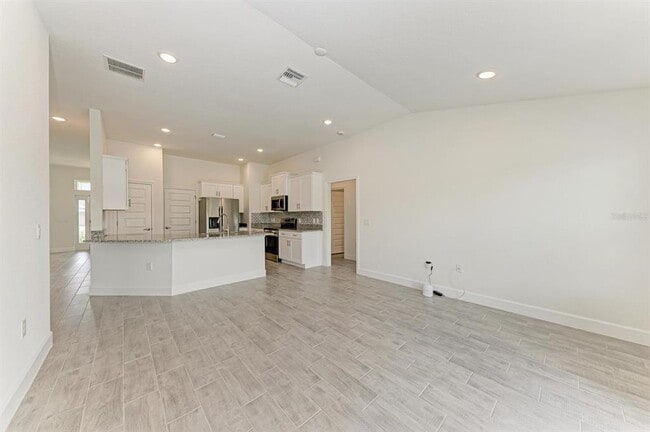 Building Photo - 2680 Averland Lp