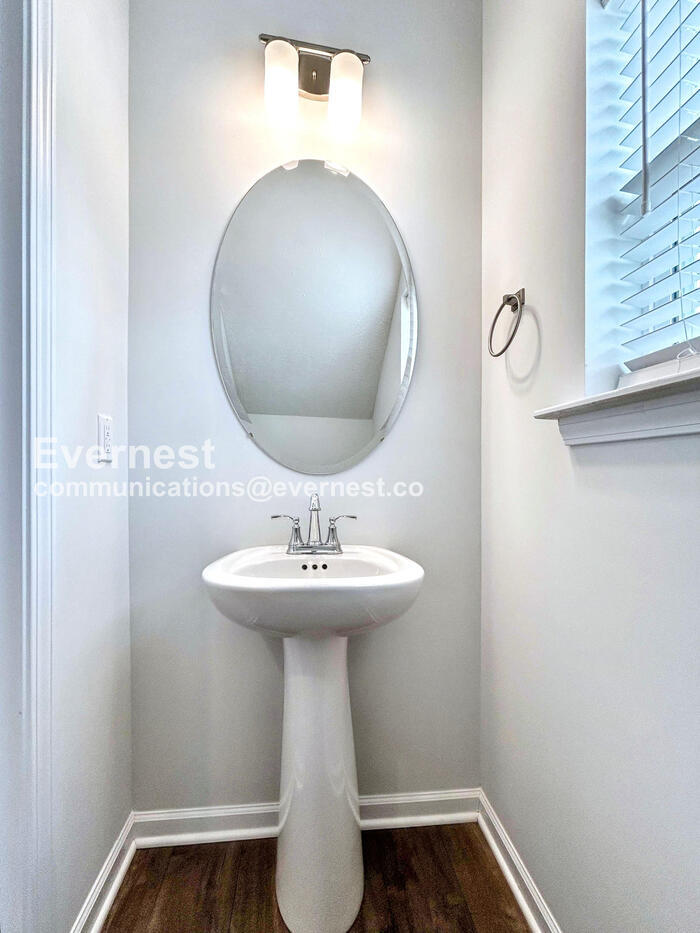 Building Photo - 211 Ansley Wy