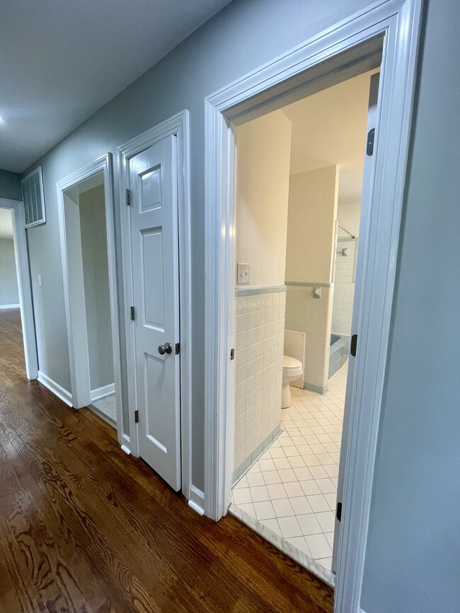 Building Photo - 63 Shelor Dr