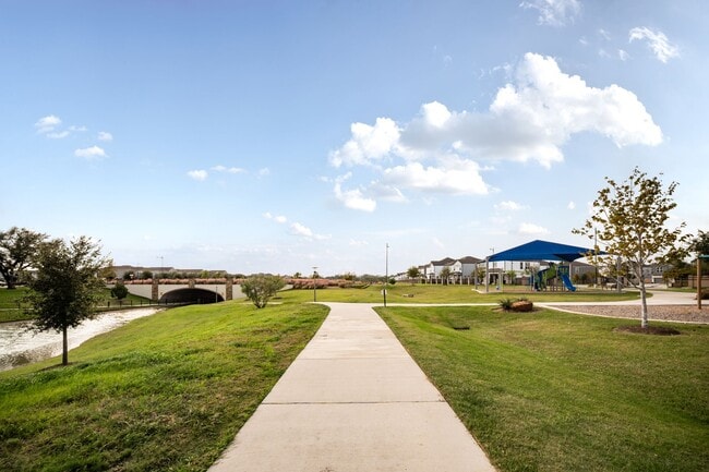 Building Photo - 9810 Falling Fern Ln