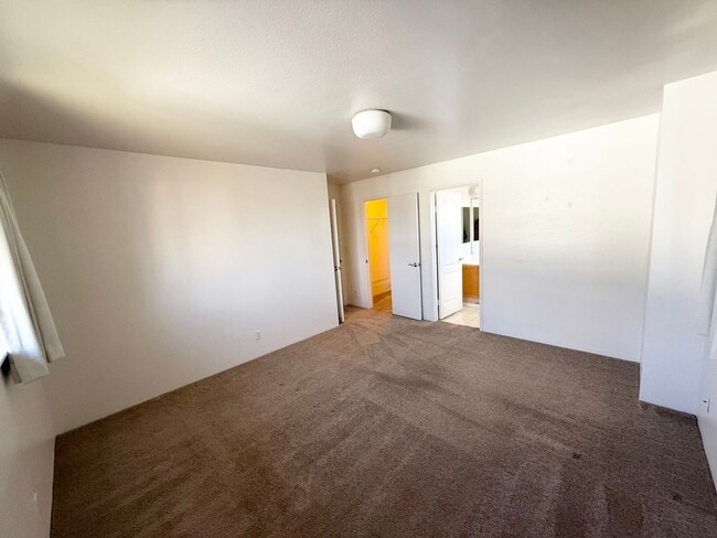 Building Photo - Mililani Mauka - Island Bungalows 3 bedroom 2.5 bath w/enclosed garage single family house