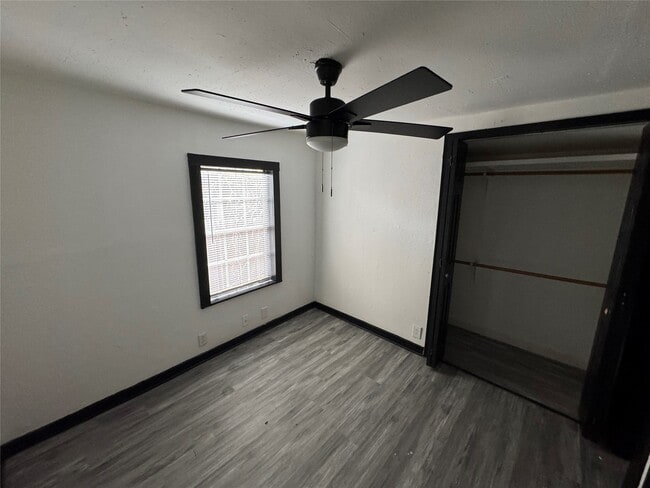 Building Photo - 1506 Luzon St