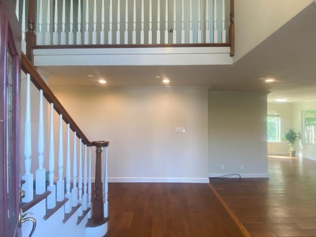 Building Photo - 852 Arcturus Cir