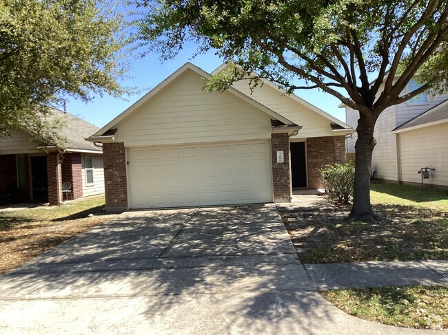 Building Photo - 12006 Jillian Crossing Dr