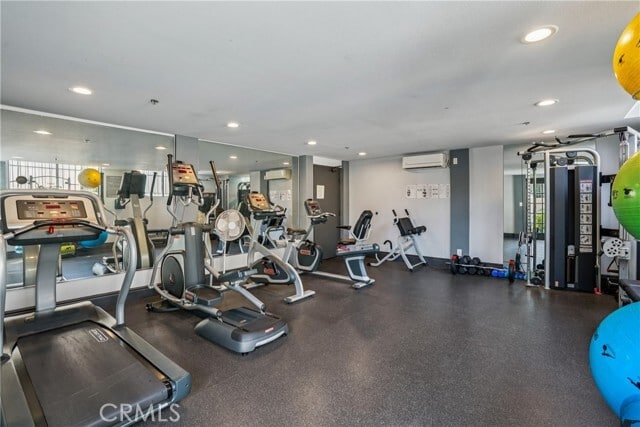 Building Photo - 11162 Camarillo St