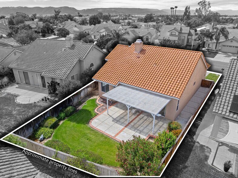 Building Photo - 40152 Valeriana Ct