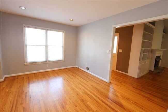 Building Photo - 1248 Defoor Ct NW