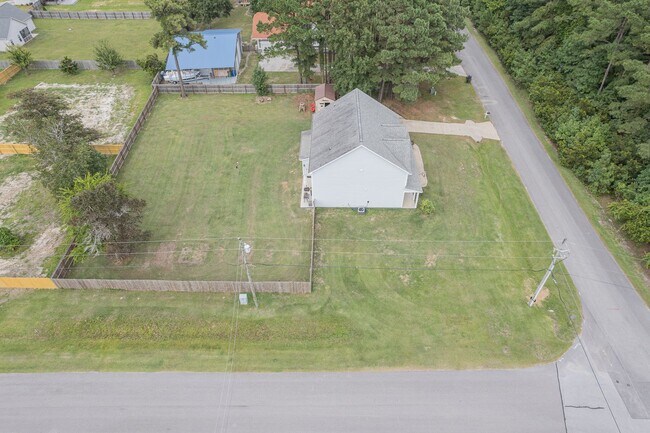 Building Photo - Coastal Elegance on a Spacious Corner Lot in Kings Harbor