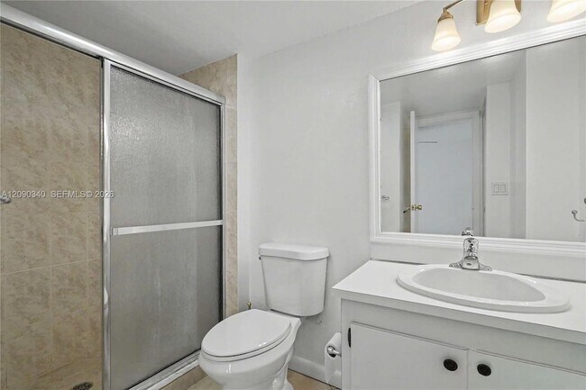 Building Photo - 20335 W Country Club Dr