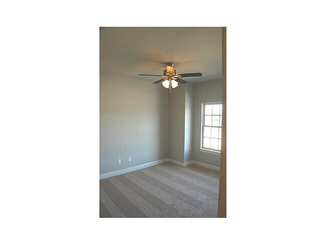 Building Photo - Beautiful Home in Stonebridge Meadows!