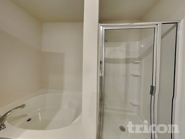 Building Photo - 1505 Big Bud Ln