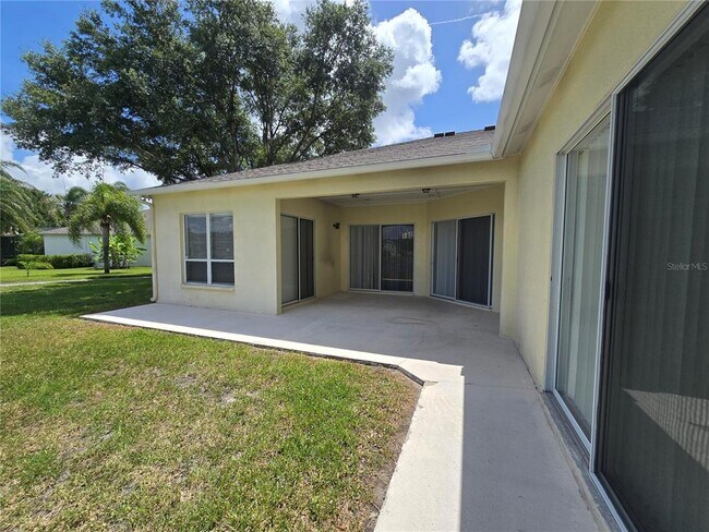 Building Photo - 15305 PALOMA PARK Ln