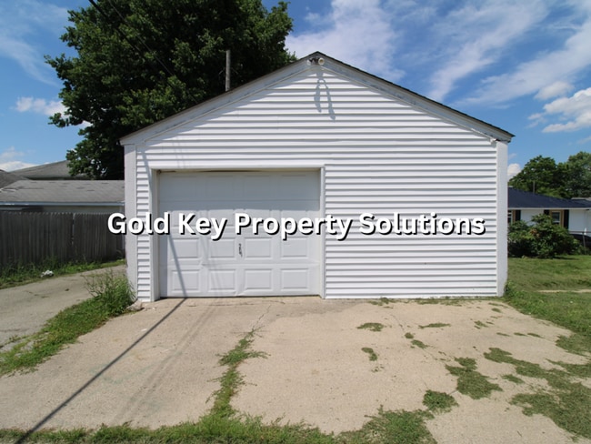 Building Photo - Cute 2 bed 1 bath Home For Rent W/ Detached Garage (SECTION 8 APPROVED)