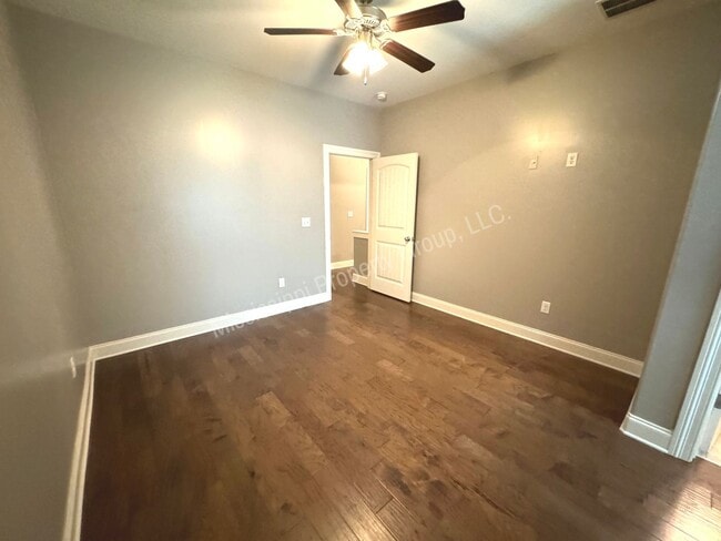 Building Photo - 4BD/4.5BA FOR RENT