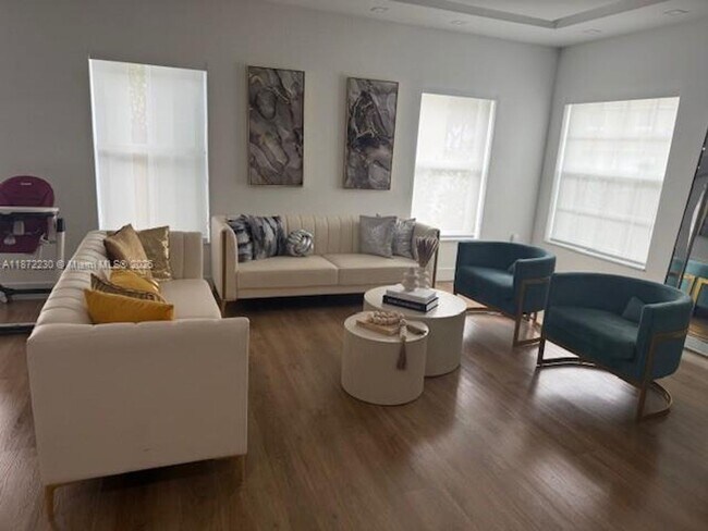 Building Photo - 6901 NW 112th Ave