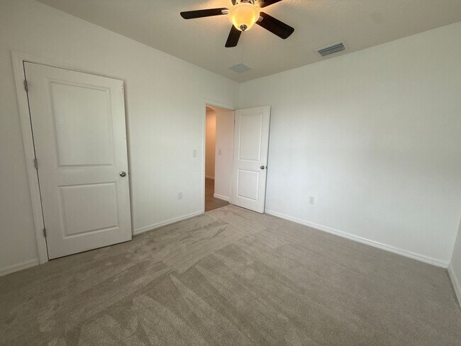 Building Photo - Oak Hill Plantation - Aria Model - 3/2/2 *New Home*