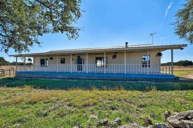 Building Photo - 501 Myers Creek Rd