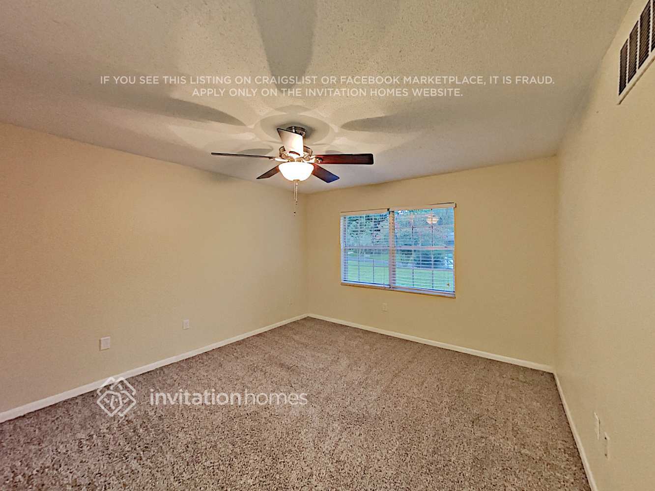 Building Photo - 978 Oak Dr