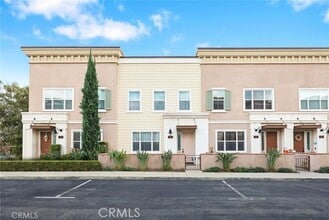 Building Photo - 176 E Commercial St