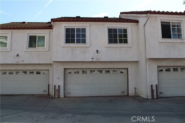 Building Photo - 260 E Beverly Blvd