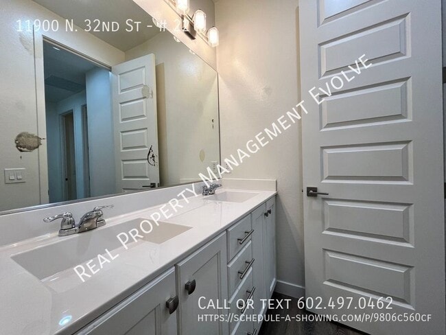 Building Photo - 11900 N 32nd St