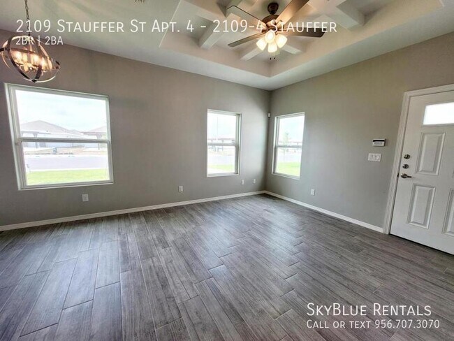 Building Photo - 2109 Stauffers St