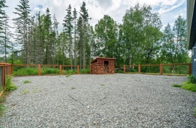 Building Photo - 7064 E Tumnus Cir