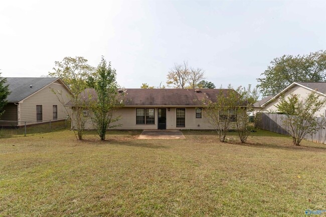 Building Photo - 107 Bridgestone Dr NE