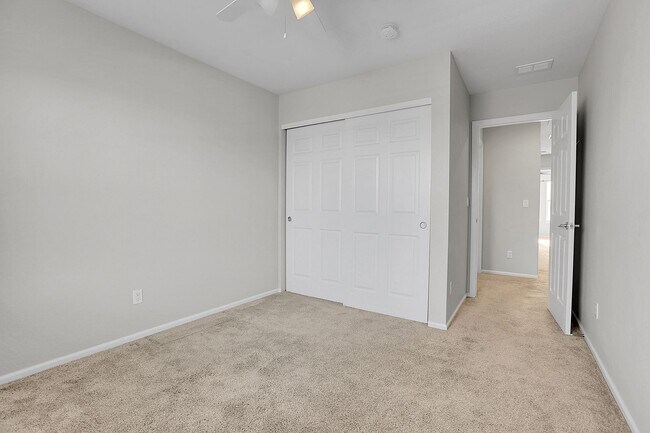 Building Photo - Central Park HOUSE for rent! 2 BLOCKS TO STANLEY MARKETPLACE