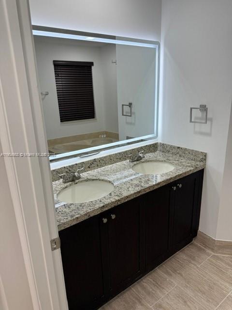 Building Photo - 3821 Pond Apple Dr