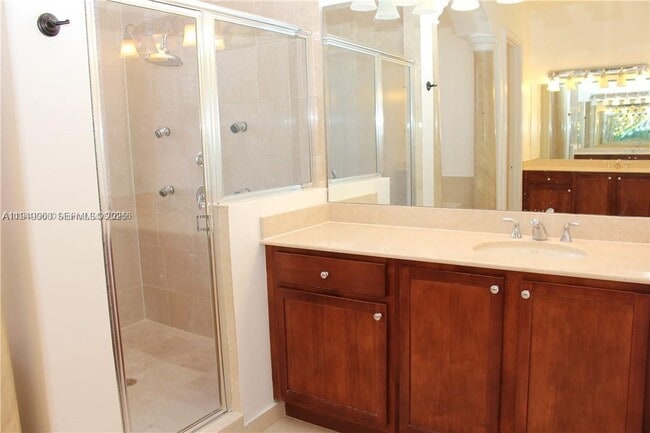 Building Photo - 19383 SW 79th Ave