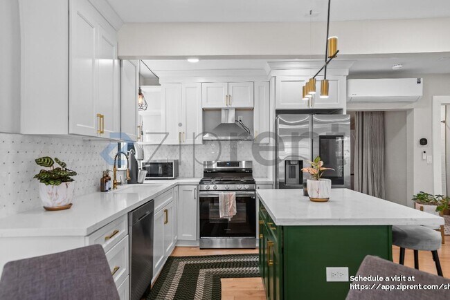 Building Photo - 3473 Birdsall Ave