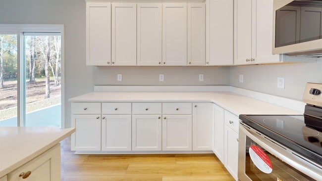 Building Photo - 1032 Moen Lp