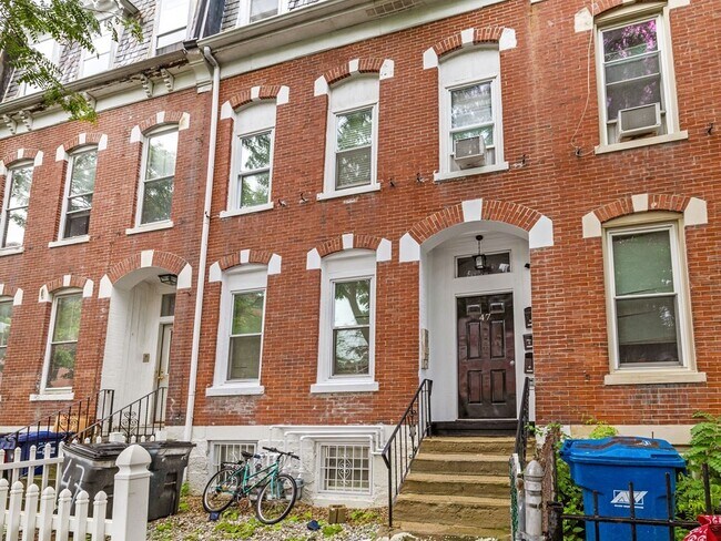 Building Photo - 42 Coleman St
