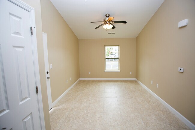 Building Photo - The Residences at Cypress Preserve. Beautiful 1B/1B Apartment in FWB in Pristine Nature Setting!