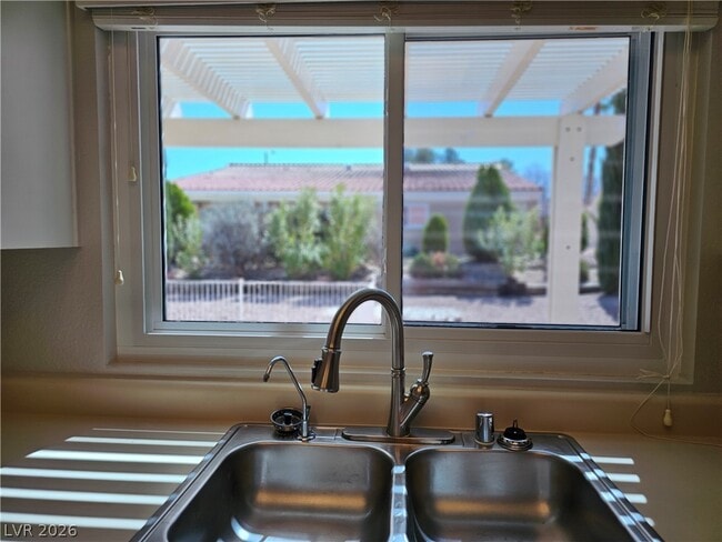 Building Photo - 8801 Pennystone Ave