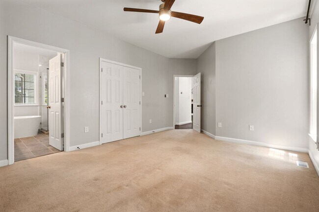 Building Photo - 8626 Carileph Ct