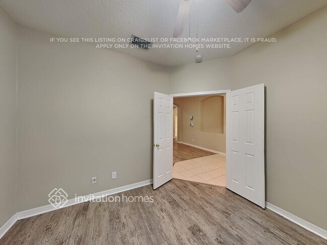 Building Photo - 5111 Clover Mist Dr