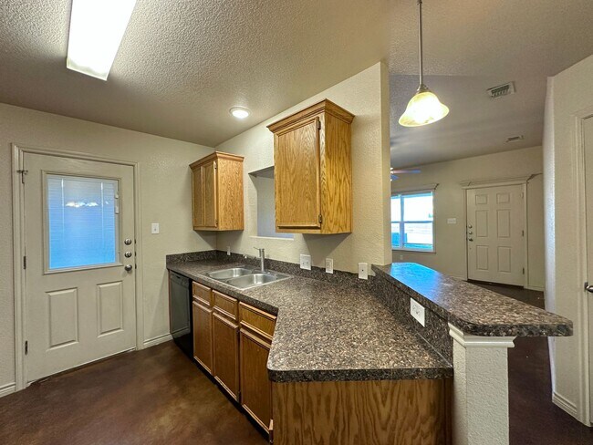 Building Photo - 1605 Powder River Dr
