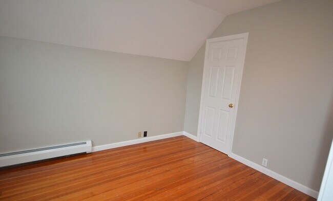 Building Photo - 20 Benton Rd