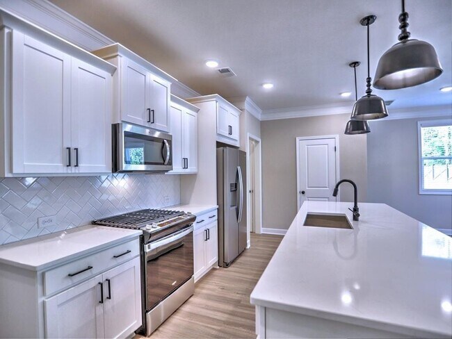Building Photo - 3355 Verdi Ln
