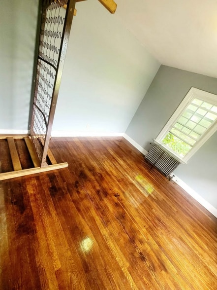 Building Photo - 609 Cooke St