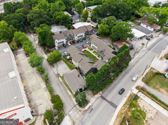 Building Photo - 1516 Howell Mill Rd NW